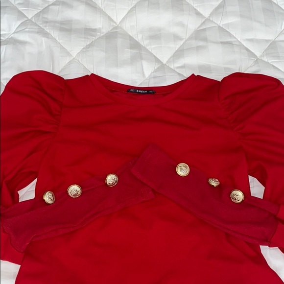 SHEIN puff sleeve thin sweater with gold hardware - Picture 5 of 6